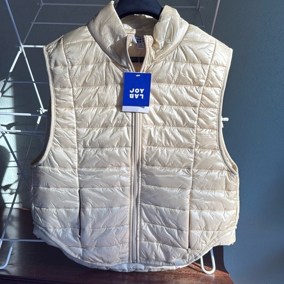 Women’s Quilted Puffer Vest Joylab NWT size M (B) - Picture 1 of 5